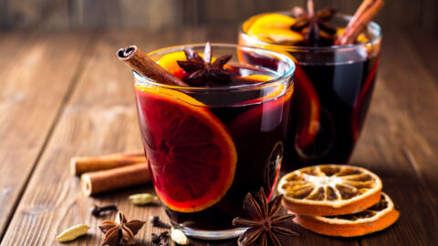 Classic Mulled Wine - Cashmere & Cocktails