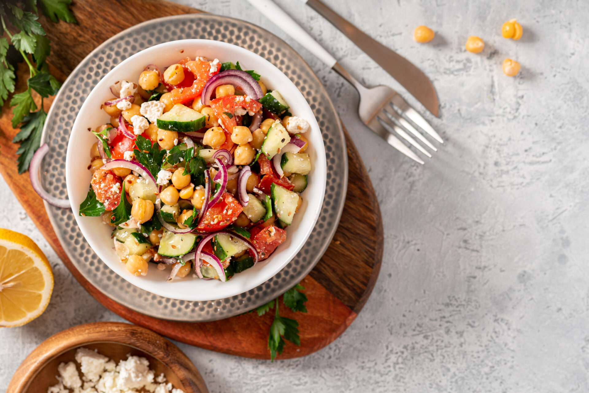 chickpea tomato salad